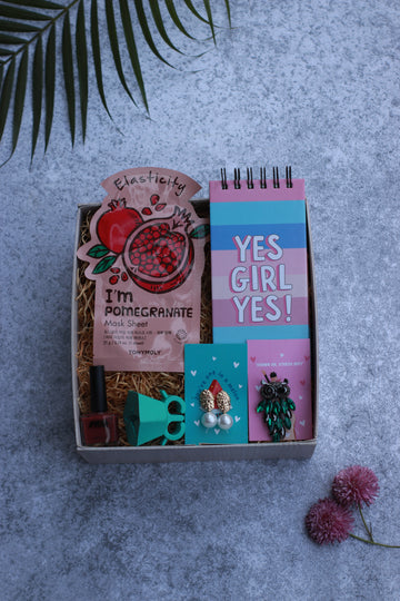 Glamour & Glitz Hamper