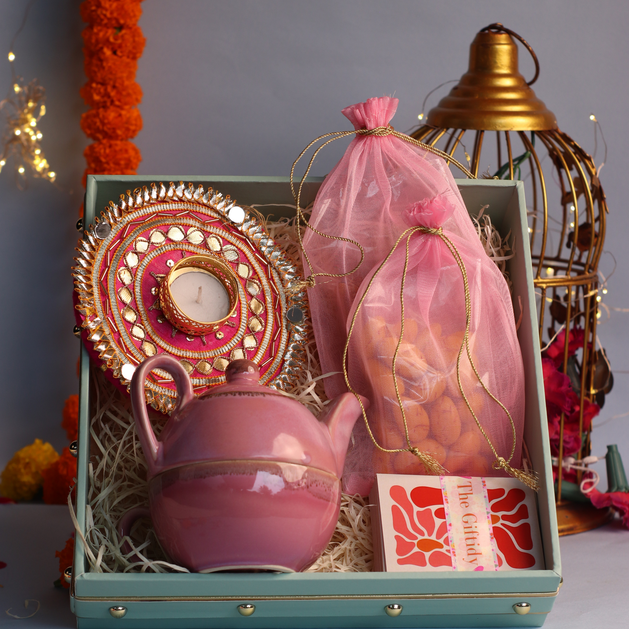 Tea & Tradition Hamper