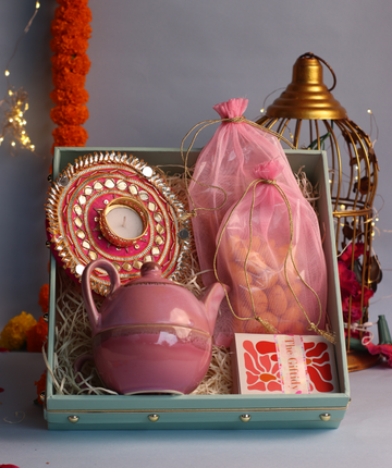 Tea & Tradition Hamper