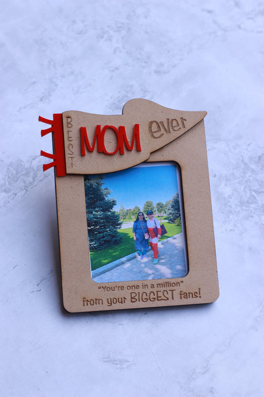 Best Mom fridge magnet wooden photoframe (5x4 inches)