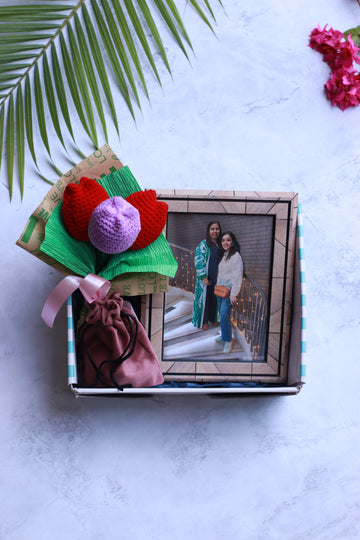 Snuggle & Smile Box