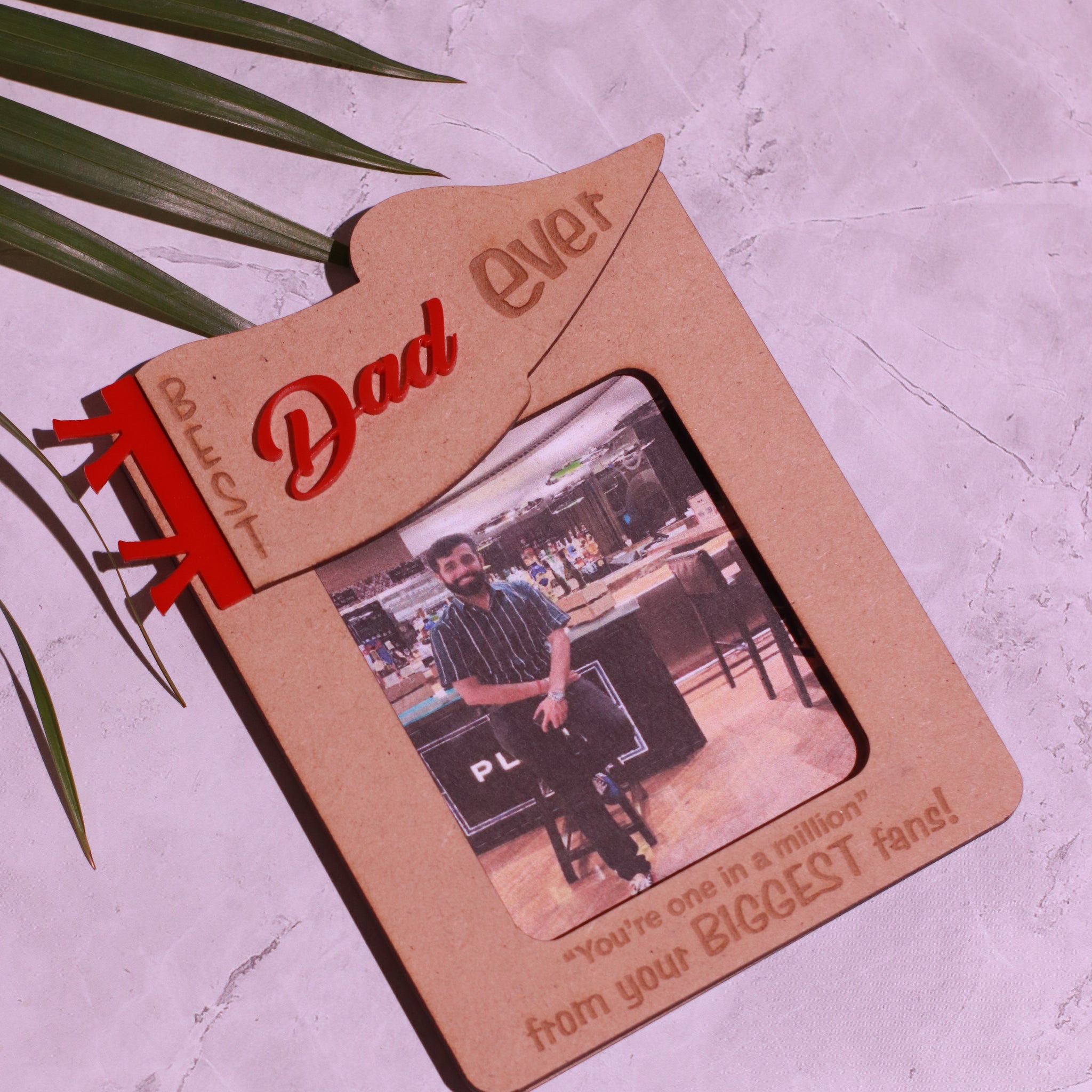 Best Dad fridge magnet wooden photoframe (5x4 inches)