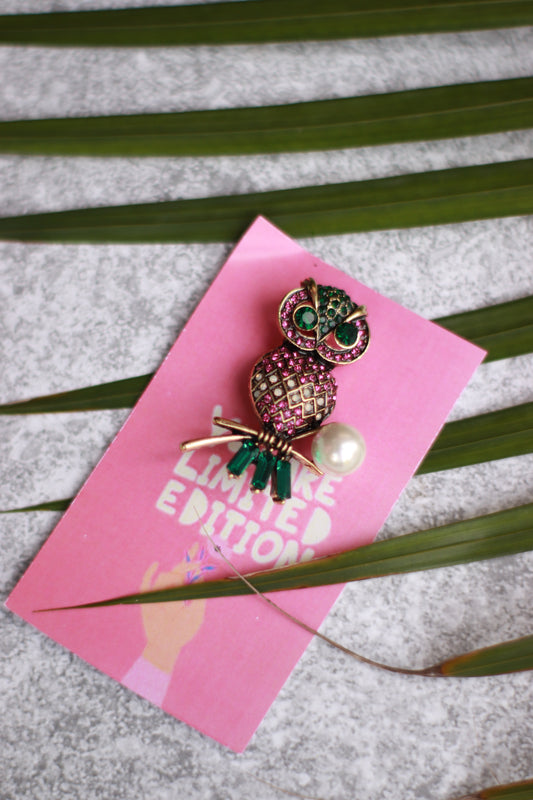 Owl Pearl Stud Brooch