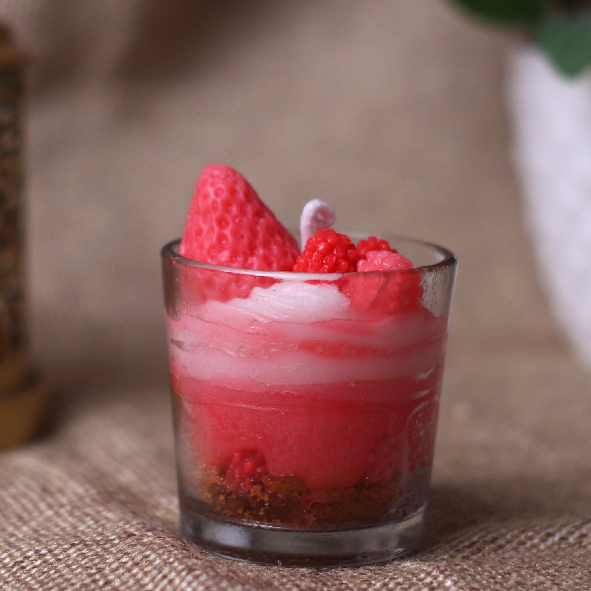 Strawberry souffle scented candle