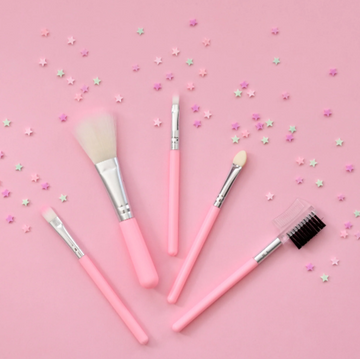 Makeup brushes set of 5